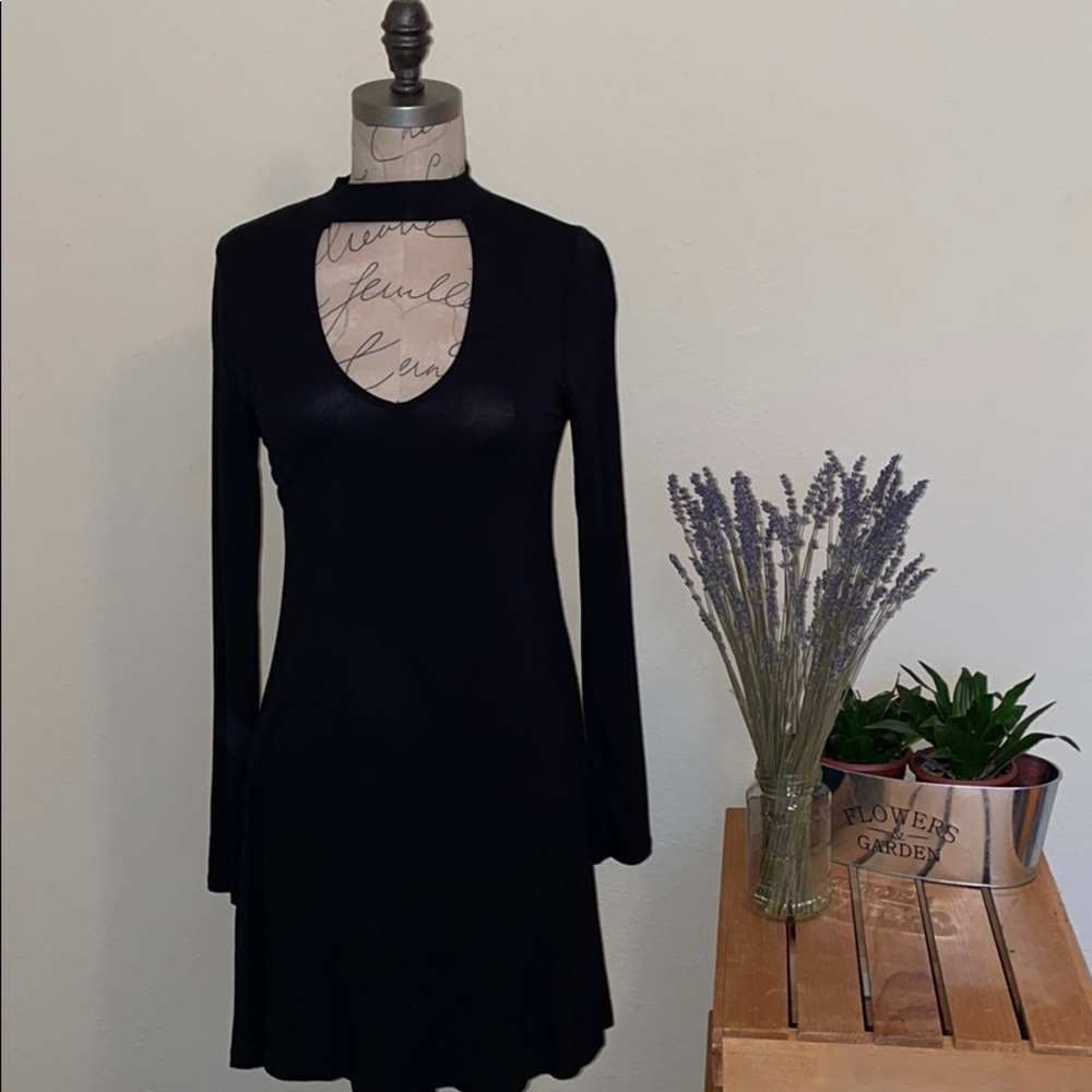 Express xs black cocktail choker dress